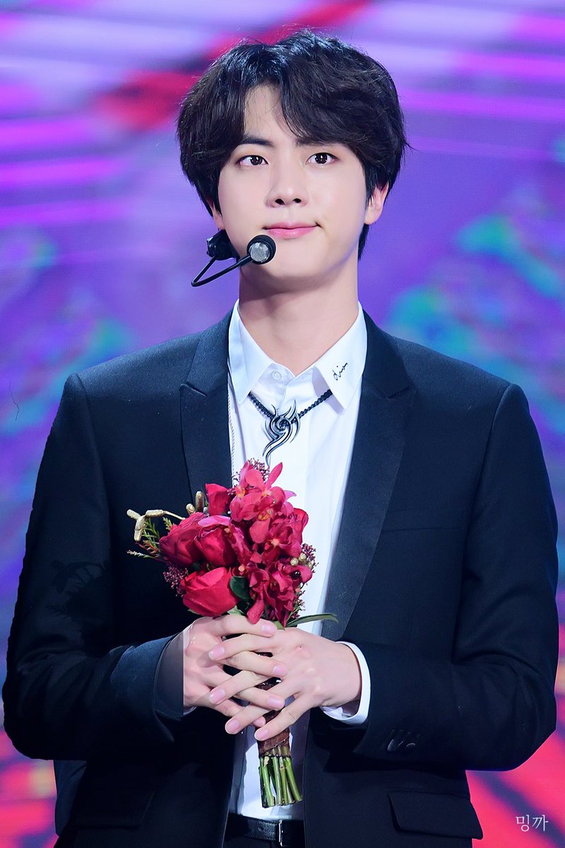 PurpleloveHana's tweet photo. @starmometer Let's go #Jin #100AsianHeartthrobs2019 https://t.co/CiBtoQuBA0