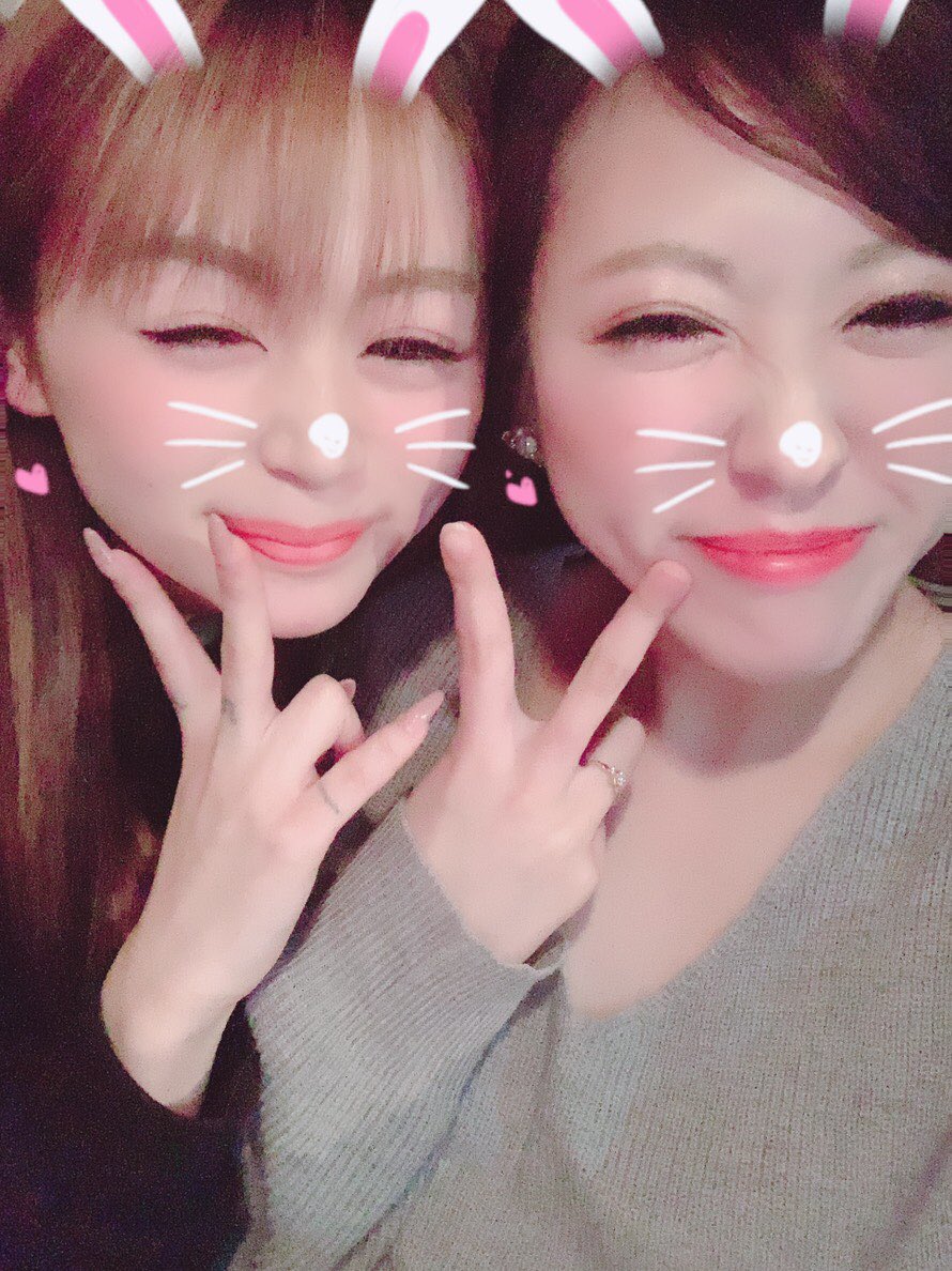 ottanottan's tweet photo. この前地元人と新年会🐻💕⭐️ https://t.co/ZN21oXLur0