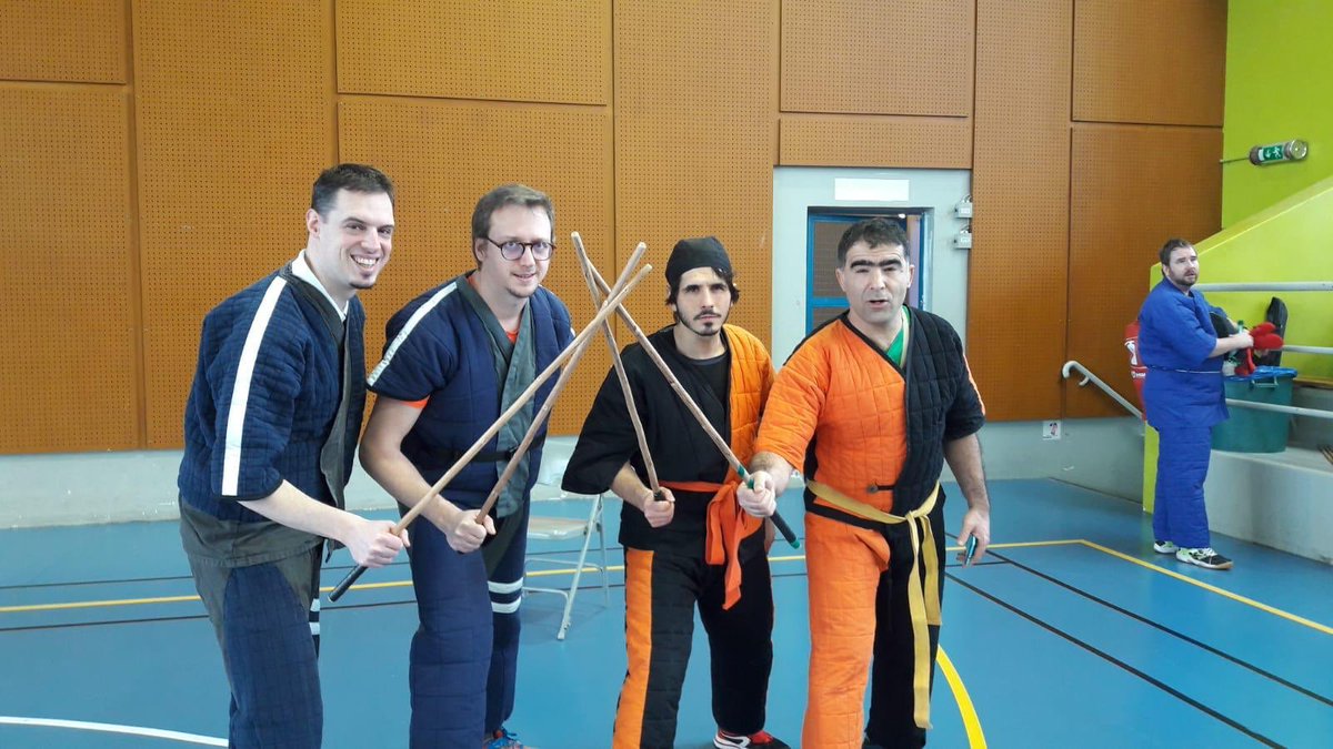 Notre équipe prête !
 Les Lions 🦁 pirates 🏴‍☠️ ! 
Fusion CCB Brenouille + CBF Ermont #titisparisiens2019