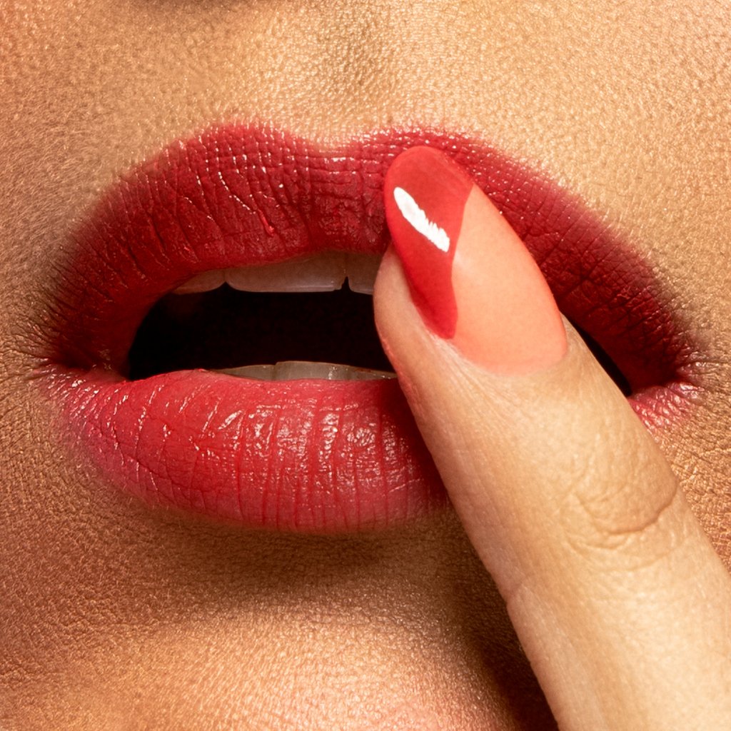 MyGlamm's tweet photo. Currently LIVING for #LivingCoral. #PantoneColorOfTheYear!.
.
.
.
#LivingCoral #PantoneColor2019 #PantoneColor
#CoralShades #ShadesOfCoral #CoralTrend #MakeupTrends #TrendingNow https://t.co/3fUhjdW7PA