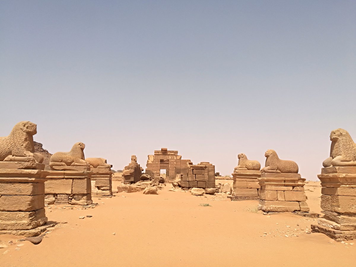 constructed by king natakamani and queen amanitore during kush's golden age  depicting both of them smiting enemiesbas-reliefs of Three-headed Apedemak "roman kiosk" -actually a transitory/stationary shrine of a smaller nubian deity facing apedemakamun temple, columns