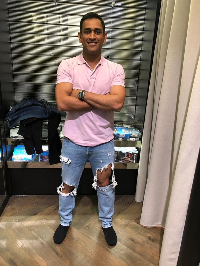 View image on Twitter