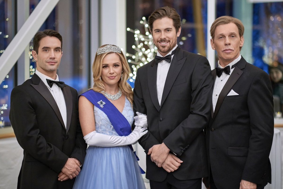 hallmarkchannel's tweet image. Thank you for watching #AWinterPrincess with us! #Winterfest continues tomorrow night with the premiere of #WinterLoveStory. Set your reminders by downloading our Hallmark Movie Checklist App. ow.ly/i04V30nm9Ft