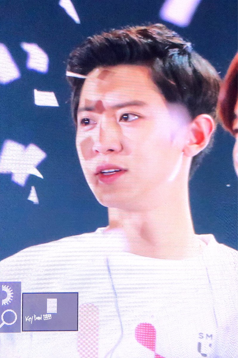KBoard1127's tweet photo. #찬열 #CHANYEOL 190118  SMT IN SANTIAGO https://t.co/VNBRkg98Kj
