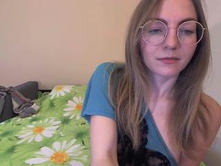 I'm online @MyFreeCams! #onmfc https://t.co/NePZr2N0kt 💚 https://t.co/hPyNY7ubjR<a class="tags" href="/tag/myfreecams">@myfreecams</a><a href="/tag/onmfc"class="tags">#onmfc</a>