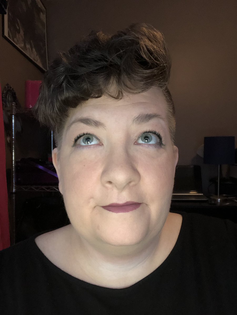 Look at those lashes