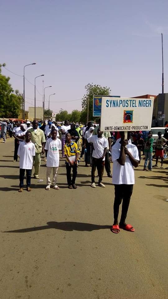 CntNiger's tweet photo. En images le défilé du 1er mai 2018. 
#team227 #Niger #fetedutravail https://t.co/WSNiHoHBjD