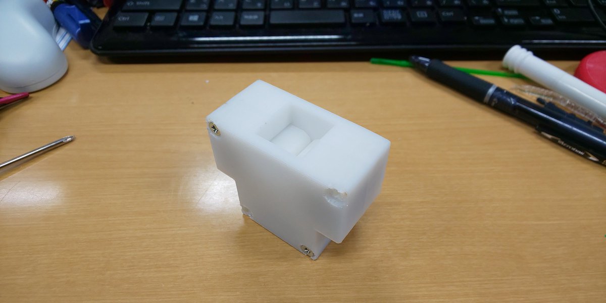 fidget_maker's tweet image. 「3Dプリンタで作るフィジェットトイ」第4弾を紹介します。
今回ご紹介するのは「Finger Digger」。ずばり「ほじる」動きを楽しむ為のフィジェットです。気付いたら形が某サイコフレーm…
#Fusion360 #3dprint #3Dprinting #3dprinter #3Dプリンター #Fidget #フィジェット #toy #おもちゃ #暇つぶし