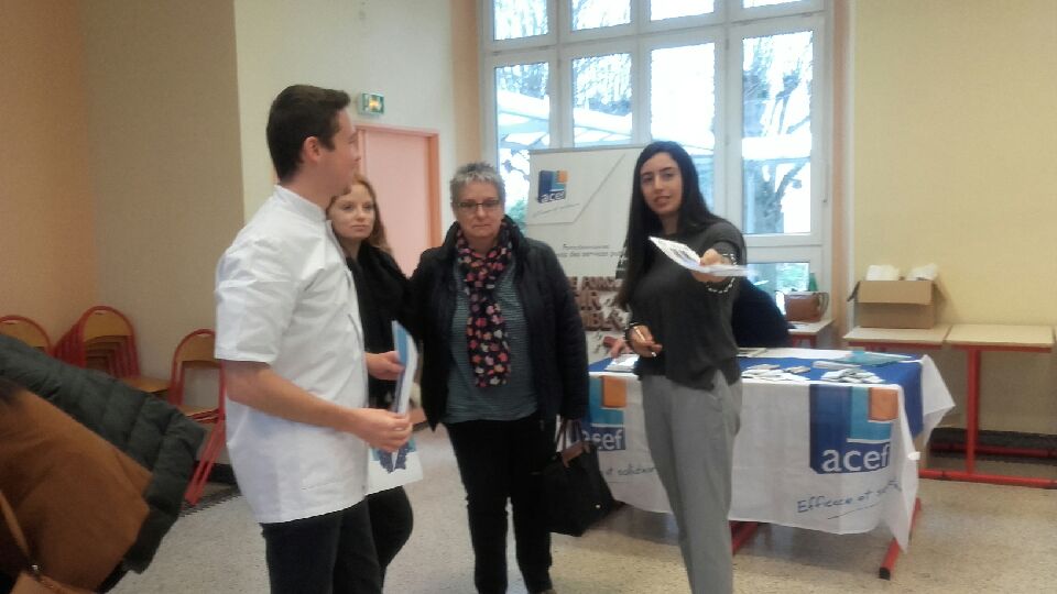NathEligAndre's tweet photo. 1ère présence de BNP Paribas à l'Institut de Formation aux Professions Paramédicales à Dreux.
#POLEETUDIANTSIDF https://t.co/hcuGOFR8rv