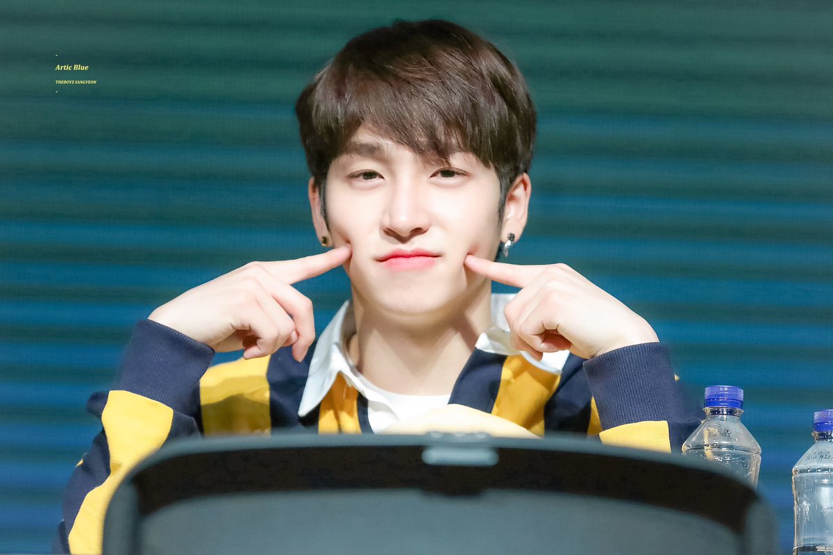 articblue1104's tweet photo. 20180505 대전팬싸

이상연 보고싶다ㅠ
#이상연_너는_정말소중해 
#더보이즈 #상연
#THEBOYZ #SANGYEON https://t.co/1pZYVseK2p