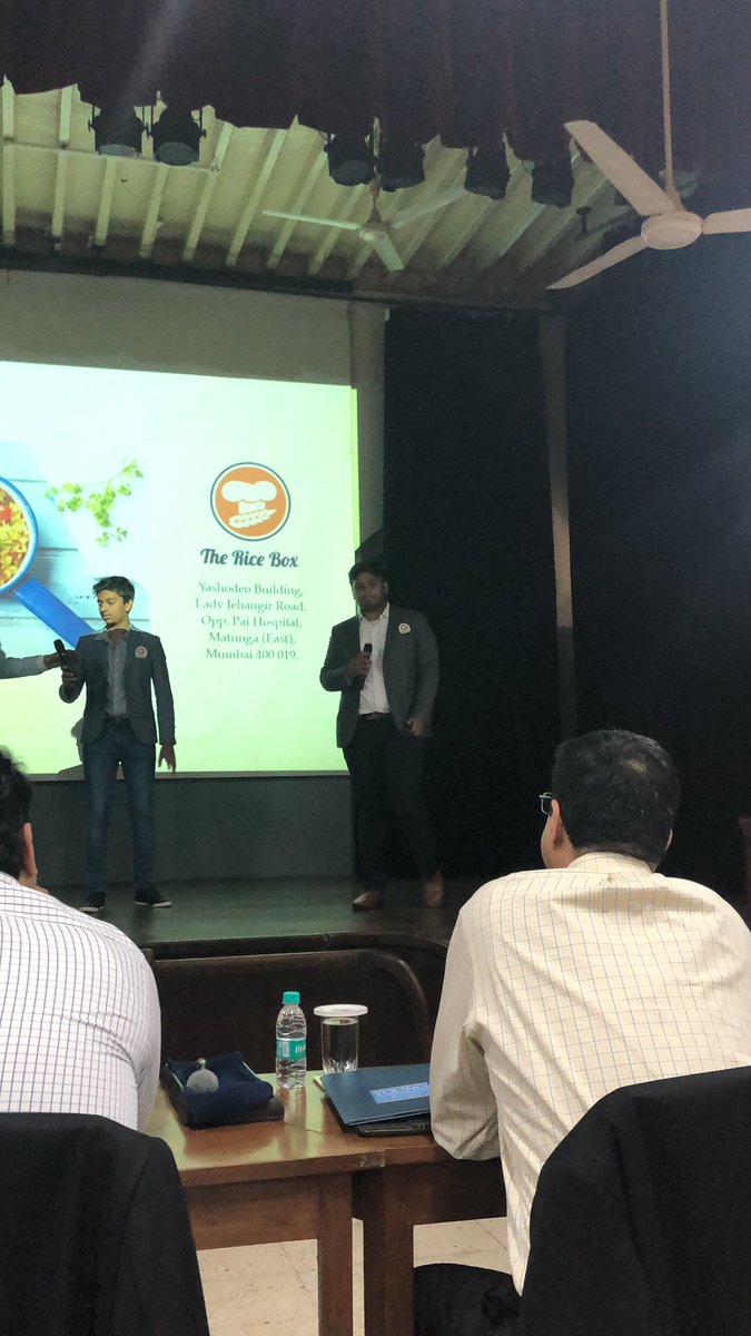 mehtasanjay's tweet photo. Student #pitch show begins with “The Rice Box” team. The first pitch &amp; dozen more @YeaIndia The Young Entrepreneurs Academy (YEA!) is a groundbreaking, exciting program that transform school #students into real, confident entrepreneurs. @startupindia #startups @YourStoryCo #india https://t.co/3bhCtWYV9P