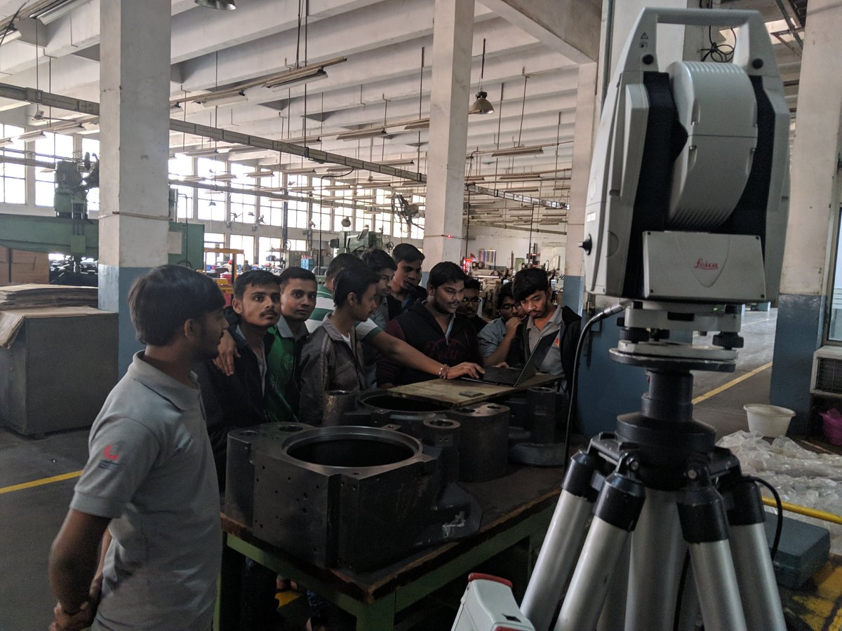 LLF_IN's tweet photo. LLF believes in building a future where learning is truly inspired. Our trainees under the Learn and Earn Program, supported by @Boeing_In with @JaivelAerospace  as our industry partner, engrossed themselves in an immersive learning opportunity on advanced measurement techniques. https://t.co/4PwkewQdWe