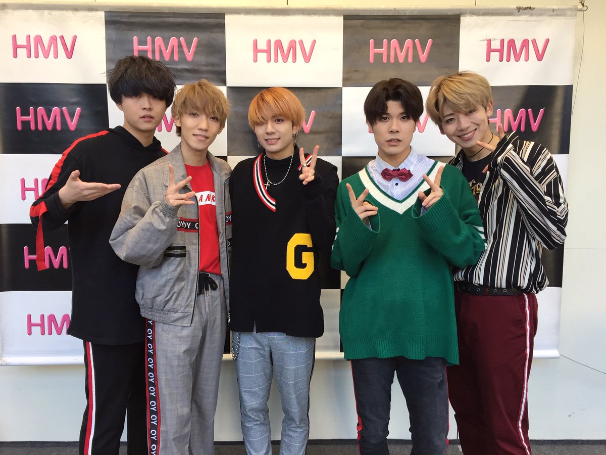 Hmv大宮アルシェ Addiction 本日のイベント 大盛況で終了致しました かっこ良かったですね ご来場の皆様も寒い中ありがとうございました W 終了後に頂いたお写真upしておきます 貴重なaosとのコラボフォトもどーぞ アルバム Party In The Sky