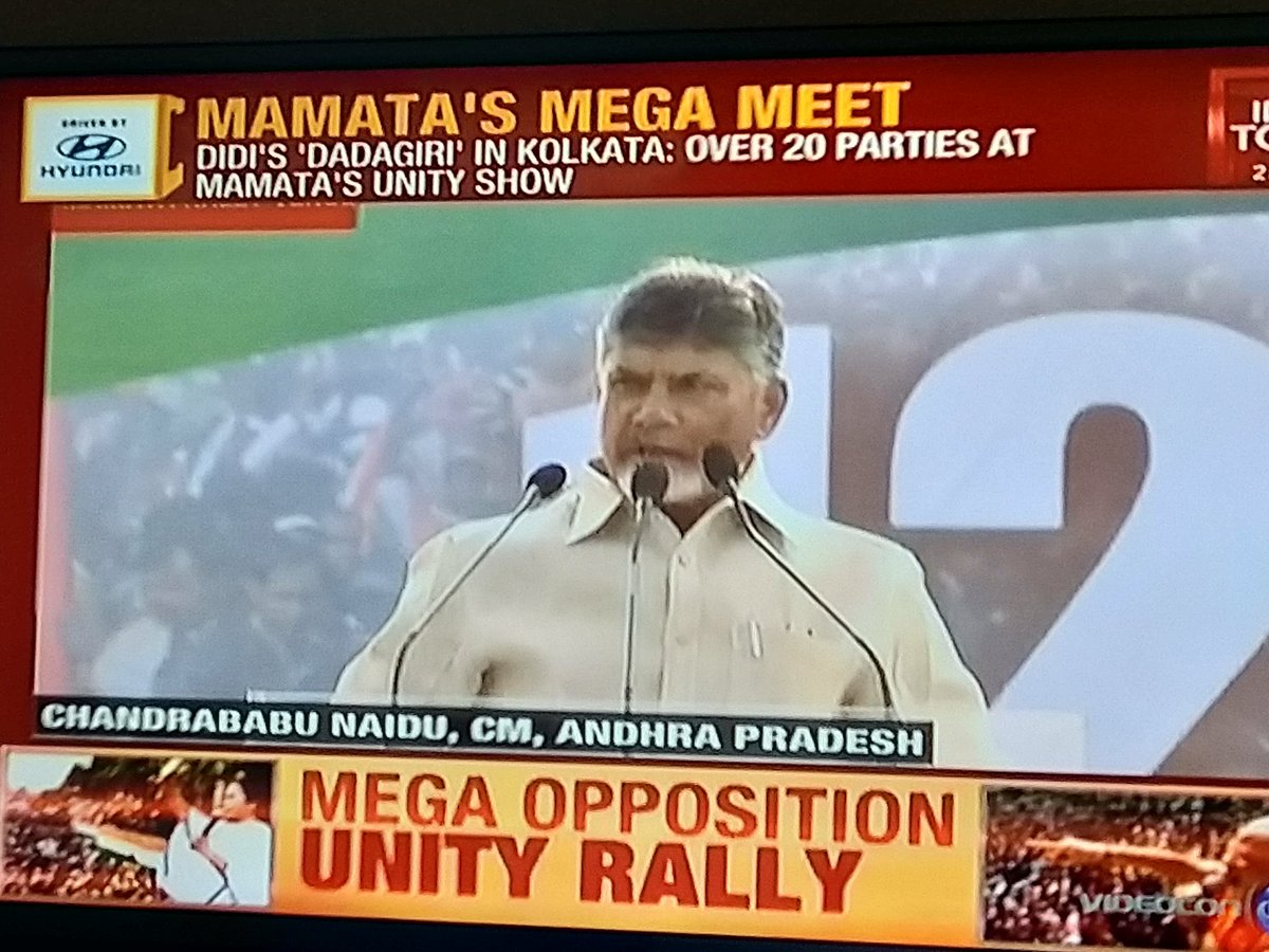 Eagleeye47's tweet image. #PoliticalLeaders who've mostly  benefitted from a #corruptsystem along with making #pollpromises to People, but never honouring same, are now ganging up only to oust #ModiGovt. They don't want a #SwacchBharat, #DevelopingIndia.
#LokSabhaElections2019 
#VoteOn2019 
#BattleOf2019