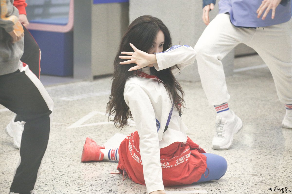 Starhunter_Hyom's tweet image. 190115 #효민 #HYOMIN #으음으음 #UumUum @b89530
D-0 23:59