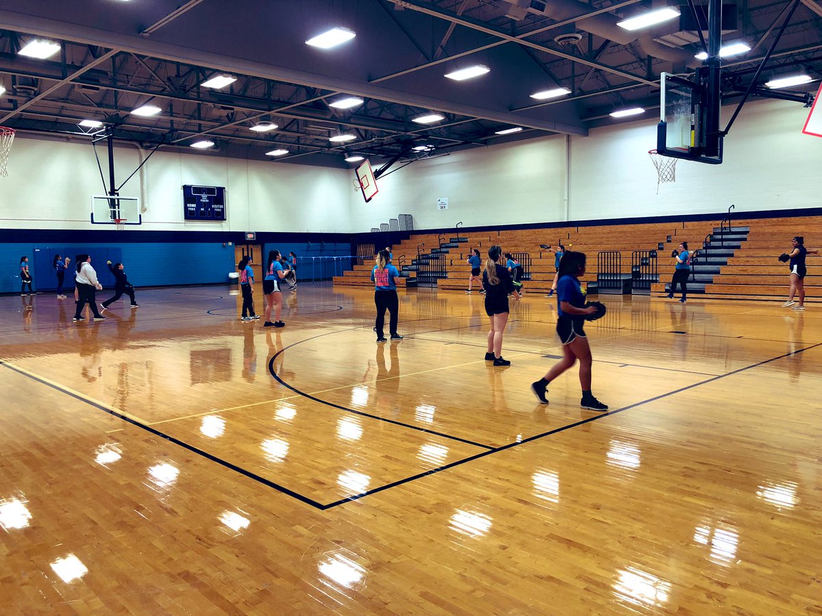 𝕃𝕚𝕠𝕟 𝕊𝕠𝕗𝕥𝕓𝕒𝕝𝕝 tweet media