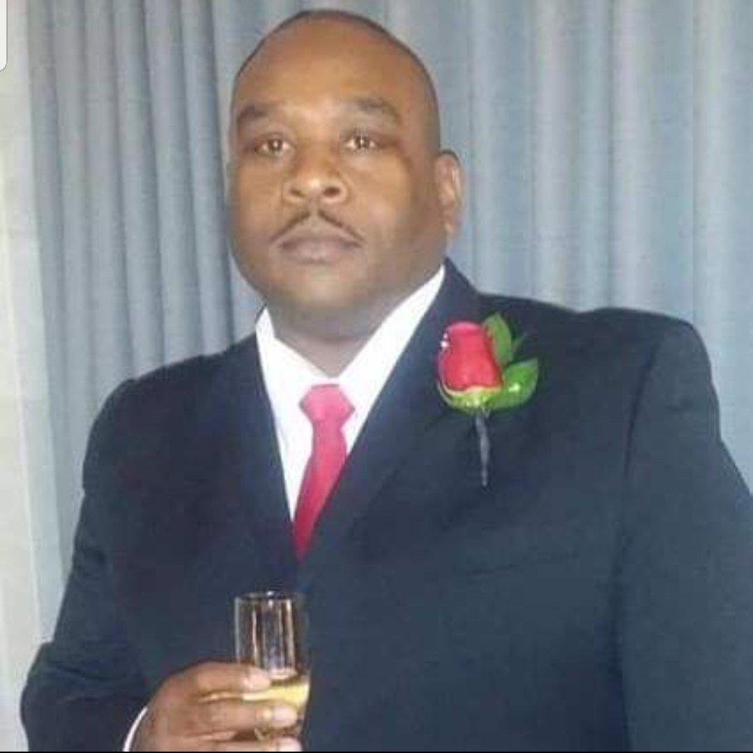 melvind02's tweet photo. Well once again in 2 weeks, it's good to be home in TN, but again I hate the reason. Laying my Masonic Brother to rest today. Rest Easy Marcus Jordan, gone too soon, too young at 46. #RIP #CowboyFanForLife https://t.co/rvpltxUwOn