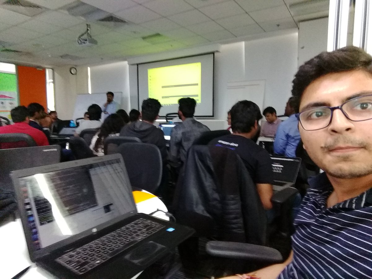 dhaval_simaria's tweet image. Diving into VUI with #Dialogueflow🤖 at @thoughtworks @AntrixshG #IndiaBuildsActions @GDGPune @WTMPune