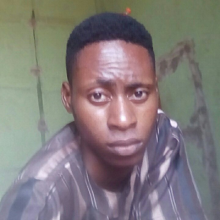 FatiuDare's tweet photo. #NewProfilePic https://t.co/uLPzTPJwq9
