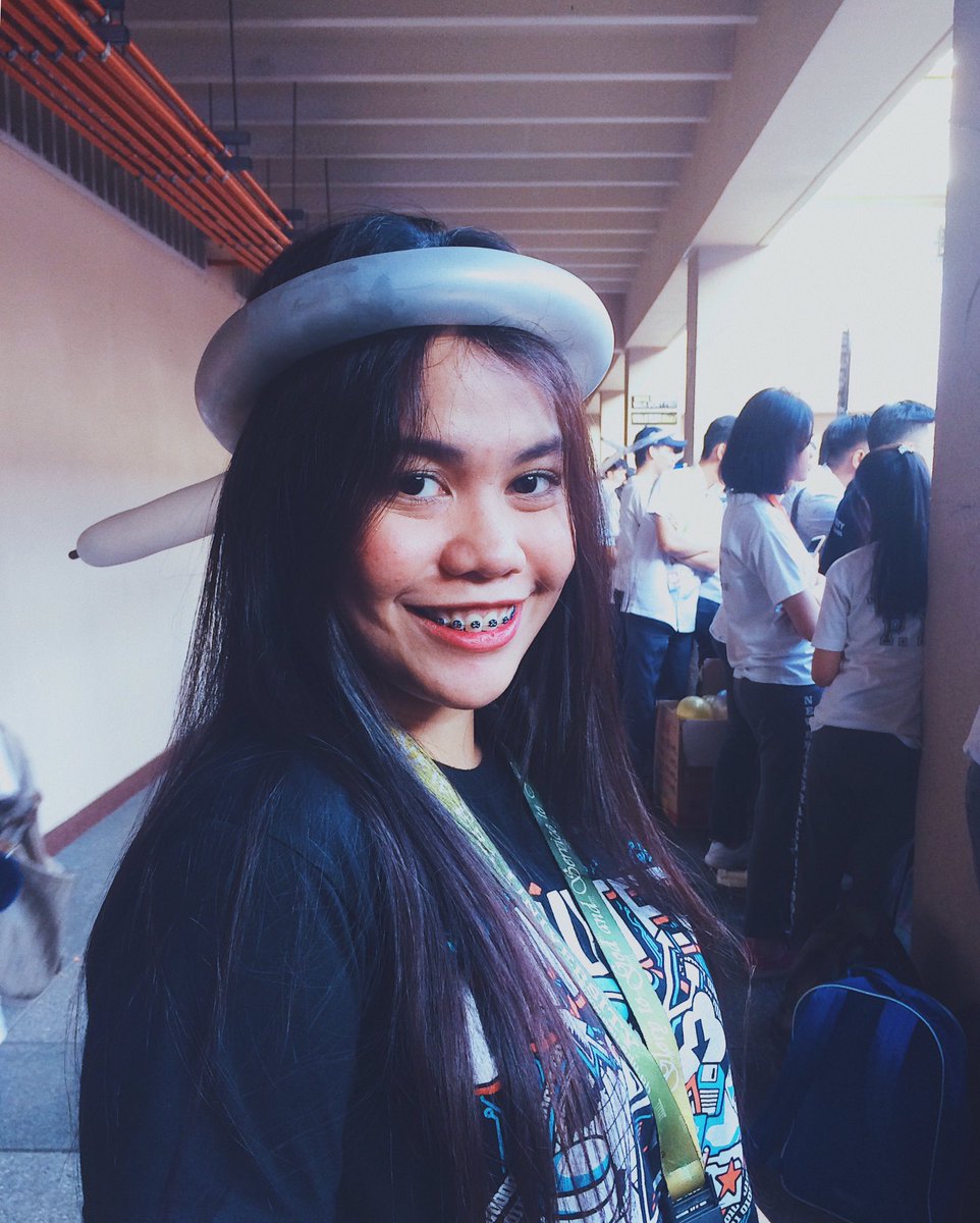 HeyMiraOliva's tweet photo. isa sa mga mamimiss ko bilang estudyante ng NEU is yung walang sawang pag suporta sa kapwa naming CCS. 

mapa Tagis man o NEU Fair. IS STUDENTS GOT U HEHE. 

#AlabNEU #VIVACCS https://t.co/4hycNW39Mt