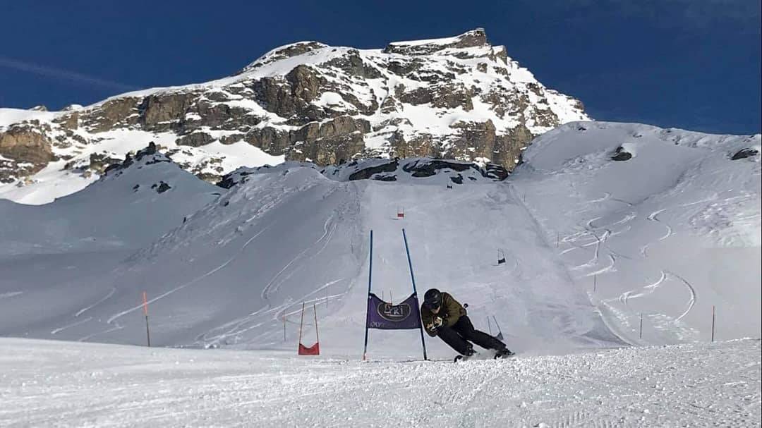 ESAcademypro's tweet photo. Great week of race training with our instructors in Zermatt! Improvements shown all round ⛷

#eswinter #esacademy #europeansnowsport https://t.co/zMS0Exq7RC