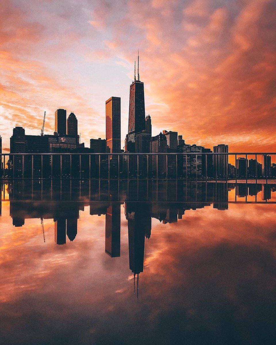 TRVLCreative's tweet photo. Chicago, Illinois https://t.co/cD76Dd1X4z