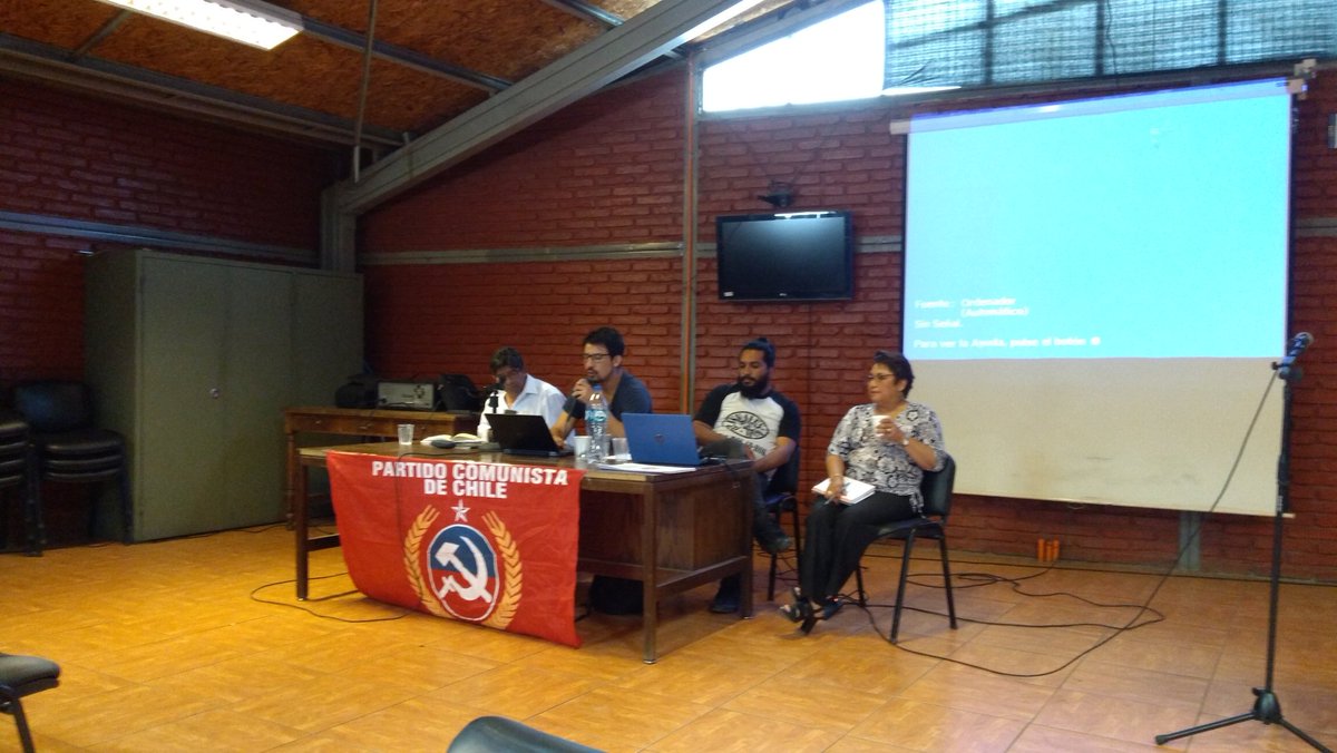 [AHORA] comienza encuentro político del distrito 8, organizado por la dirección política del regional norponiente Gladys Marín Millie, 'Propuesta de las y los Comunistas para la defensa nacional del Agua'. #DefendamosElAgua