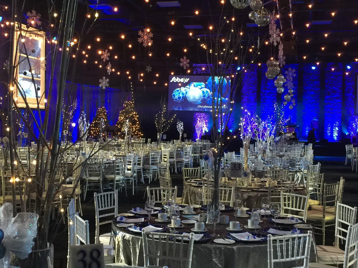 caseleystent's tweet photo. #1

Why We Love This Photo: It shows what can be accomplished in an indoor venue if hosting a corporate event, staff party or banquet dinner!

Photo Credit &amp; Decor: Legault Companies Ltd.
Client: Sobeys

Caseley’s Rentals Supplied: White &amp; Silver Chiavari Chairs &amp; Round Tables https://t.co/lccmzoX4YU