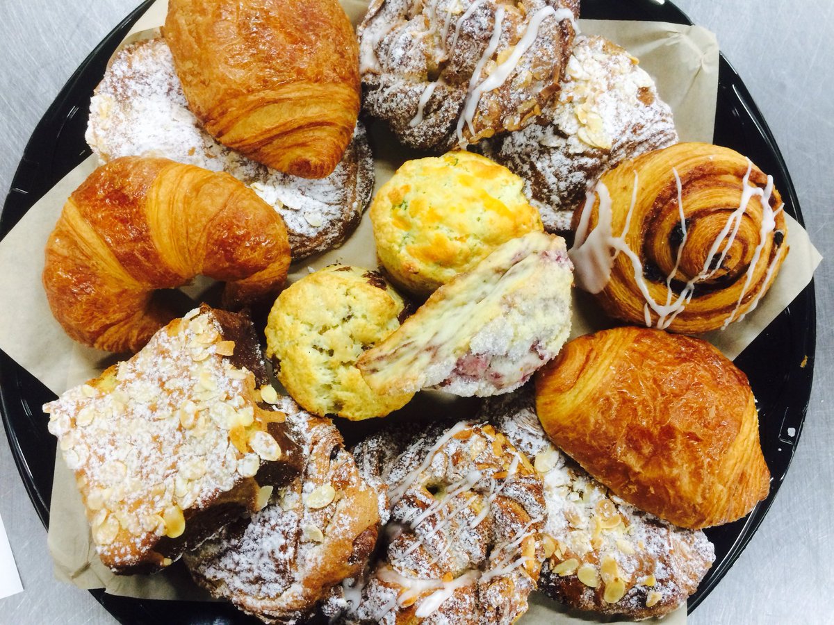 Hey Ottawa,

Did you know, that we offer catering at Art-Is-In Bakery? Here’s a sneak peak on some goodies we have to offer! 
🤗🍴

Visit: artisinbakery.com for more info.