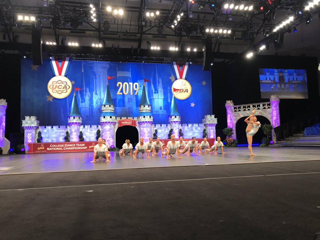 UDAnews's tweet photo. Beauty and grace taking over the stage as the Open Jazz division continues in the Field House! #udanationals https://t.co/Unh8Wy0m6X