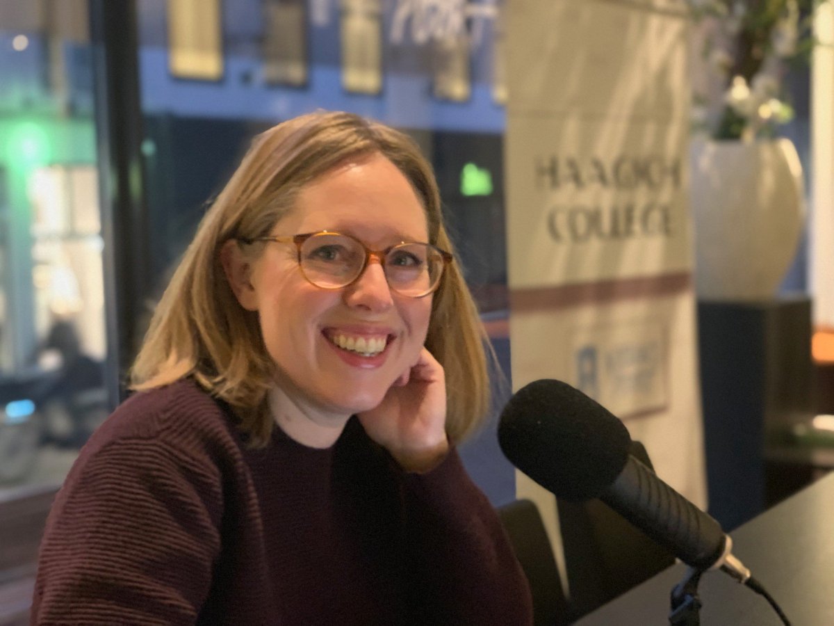 Je richt je vooral op grotere, maatschappelijke organisaties. Hoe krijg je jouw product dan het beste aan de man? Nu te beluisteren: de Impact Podcast van #ImpactCity vanuit <a href="/nieuwspoort/">Nieuwspoort</a>. Met <a href="/MathijsKoper/">Mathijs Koper</a> &amp; <a href="/Khalidworks/">Khalid Maliki</a>. Presentatie <a href="/annettevansoest/">Annette van Soest</a> 👂👉impactcity.nl/nl/impact-podc…