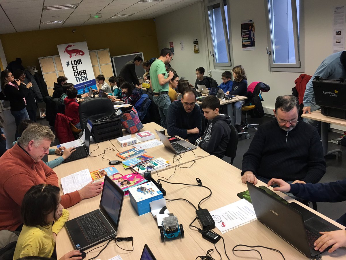LoiretCherTech's tweet image. Le #CodingGoûter c’est toujours un succès - Salle comble encore aujourd’hui 👌🏻 Merci pour votre participation !