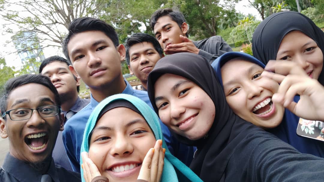 LaErudite_'s tweet photo. 《19•01•2019》
Photoshoot went well. Wait for our next comeback~ 

Game on, Brain on, Bring it on! 

#SOC3533 #Teamkpmim #MrMark #la_erudite_official #SOC2019 #SEM6 #GamingForGood https://t.co/NEfWxIEIyH