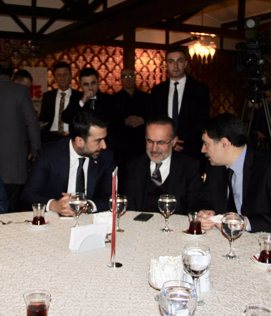 15Temmuz_Der's tweet photo. 15 Temmuz Derneği olarak Ankara’da düzenlediğimiz “Şehit Aileleri Buluşması’nda” bizleri yalnız bırakmayan kıymetli misafirlerimize teşekkür ederiz. 
@ahmetkoca03  @HakkiTurunc @hakanhanozcan @selimcelenk61 
@atariksebik @aysearslntrk 

#BizBüyükBirAileyiz https://t.co/i4wOyCP0Hu