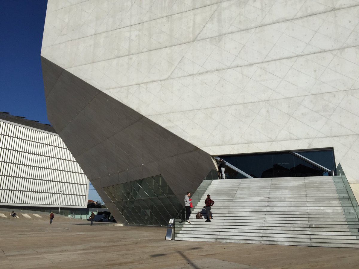 PiiaKomsi's tweet photo. #Porto @casadamusica #concert #Remixensemble @Piia Komsi
Concert tonight, Trois airs pour opera imaginaire by Claude Vivier https://t.co/uZH4BN6Ft3