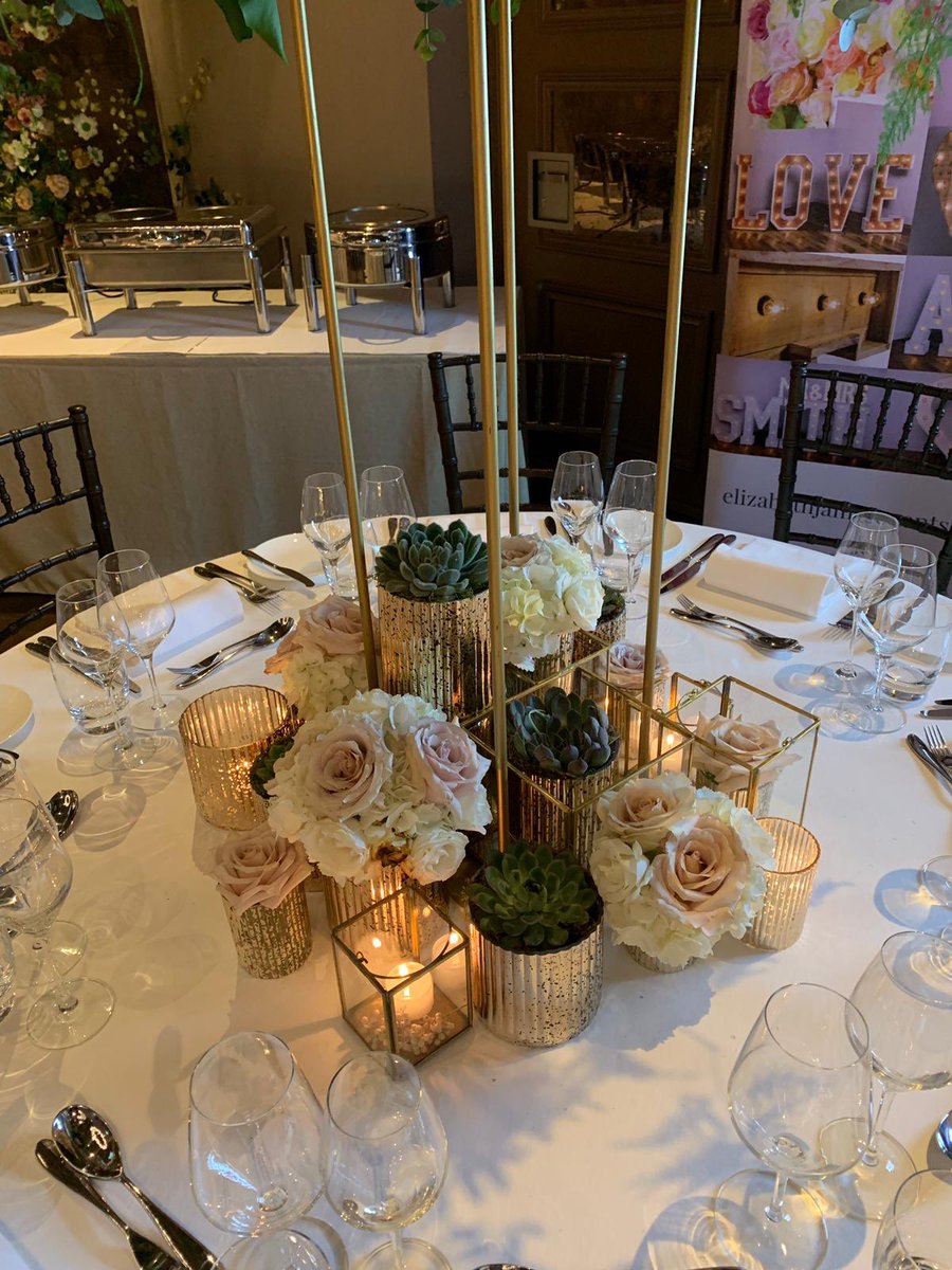 STEMSDESIGN's tweet image. We are all set up and ready here at the @ManorLindley ready to meet all you amazing bride &amp;amp; grooms! We will be here from 10am-3pm both today and tomorrow ready to answer any of your questions and see how we can make your big day as magical as possible! 🌸♥️ #weddingopenday #love