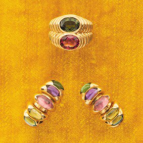 KunstWeekend's tweet image. De Glazen Kast bezit een uitgebreide verzameling van moderne kunst en een verfijnde collectie van bijzondere sieraden (van vroeg 19e-eeuws tot hedendaags) Tijdens het Kunst &amp;amp; Antiek Weekend zullen zij een deel van hun prachtige collectie tonen, in samenwerking met Ravage