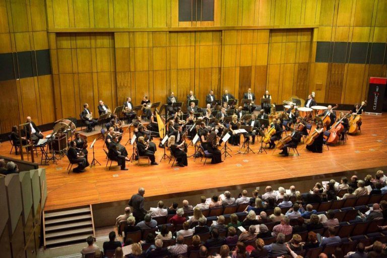 Renos chats to Alexandra Tinder-Smith about Johannesburg International Mozart Festival artsvark.co.za/renos-chats-to…