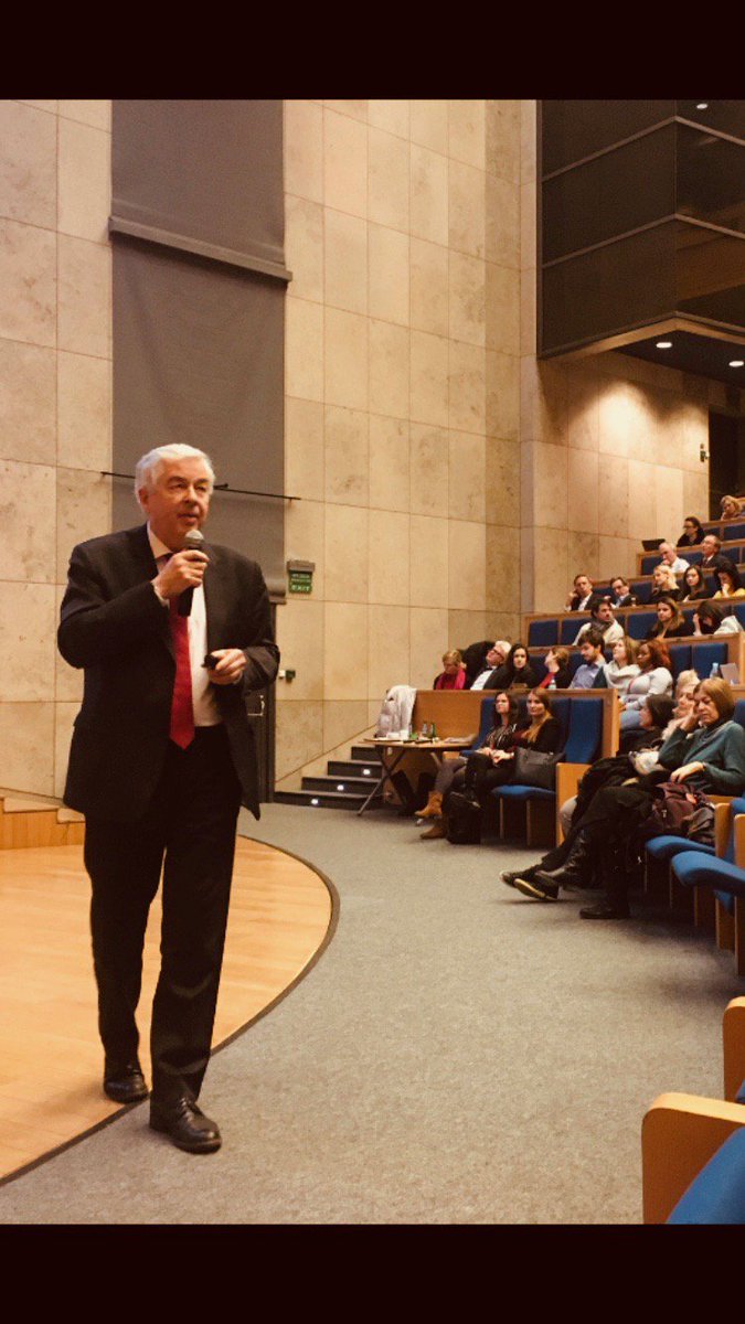 insscide_eu's tweet photo. - And #InsSciDEOpenConf has begun!
Project Coordinator Pascal Griset and Director of @EAD_Diplomats @KPisarska speak to an audience of diplomats-in-training outlining the InsSciDE project's values and objectives, as well as key concepts and approaches in #EU #MigrationPolicy https://t.co/amoentv3E7