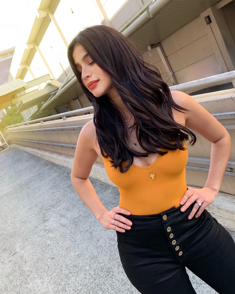 annecurtissmith's tweet photo. ☀️ Saturdaze ☀️ https://t.co/O0w1JT1aLD