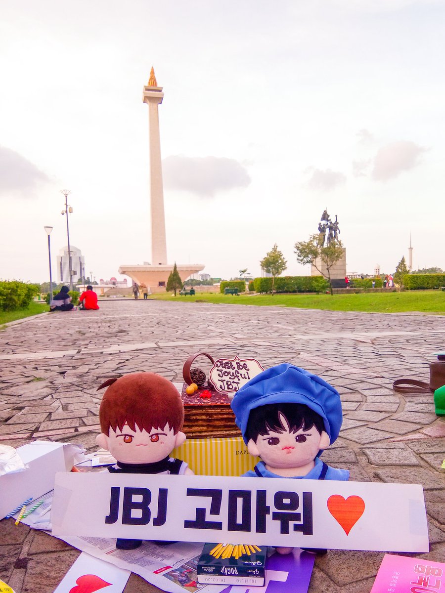 gunmaboi's tweet photo. Kepada orang tua,
Inilah jadinya kalo anak-anak anda dibiarkan main tanpa diawasi.
Numpang tag @JBJofficial787
@JBJtwt787 @JBJ95__official @twt_jbj95
#PiknikJoyful2k19 #JBJ #JBJ95 #JoyfulIna https://t.co/uZsERBNs2A