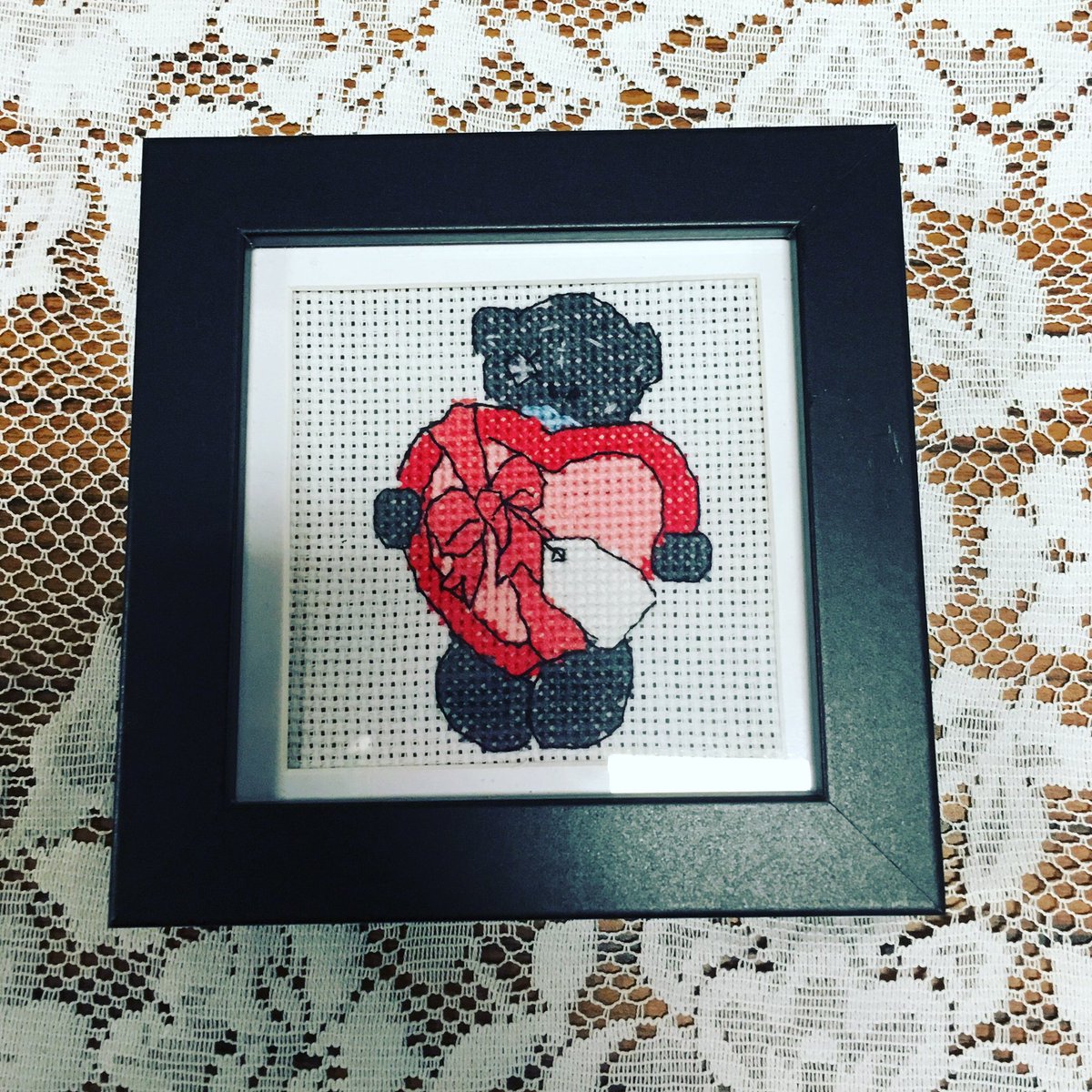 SewnHappy's tweet photo. Now Christmas is over, Valentine’s Day is just around the corner! Why not treat the one you love to a unique, handmade gift especially for them? Contact us at sewnhappycrafts@gmail.com for more information #valentinesday #bemyvalentine #stitchmeup #sewnhappy https://t.co/lUsbTJNeD3