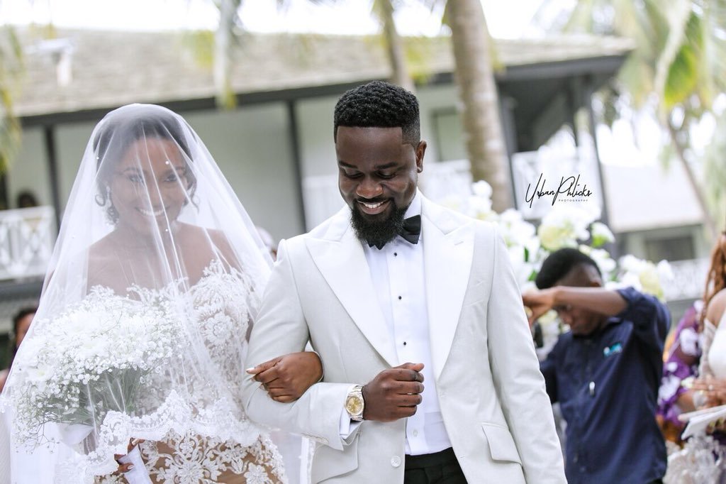 GHmediaHut's tweet photo. Tracy Sarkcess Shares Passionate Video To Narrate Her Love Journey With Sarkodie – Watch Video https://t.co/3qGxcWVN8E https://t.co/zf43EiTnpJ
