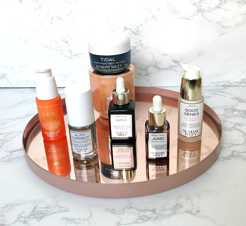 Siobhán (@beautylymin) on Twitter photo Want to try <a href="/sundayriley/">Sunday Riley</a> but not sure where to start? This post is for you! tinyurl.com/yc3jbntw @Influencer_RT <a href="/RTingbloggers/">Blog Retweets ✨</a> <a href="/bloggeroppsrt/">Blogger RT</a> #bbloggers Want to try <a href="/sundayriley/">Sunday Riley</a> but not sure where to start? This post is for you! tinyurl.com/yc3jbntw @Influencer_RT <a href="/RTingbloggers/">Blog Retweets ✨</a> <a href="/bloggeroppsrt/">Blogger RT</a> #bbloggers