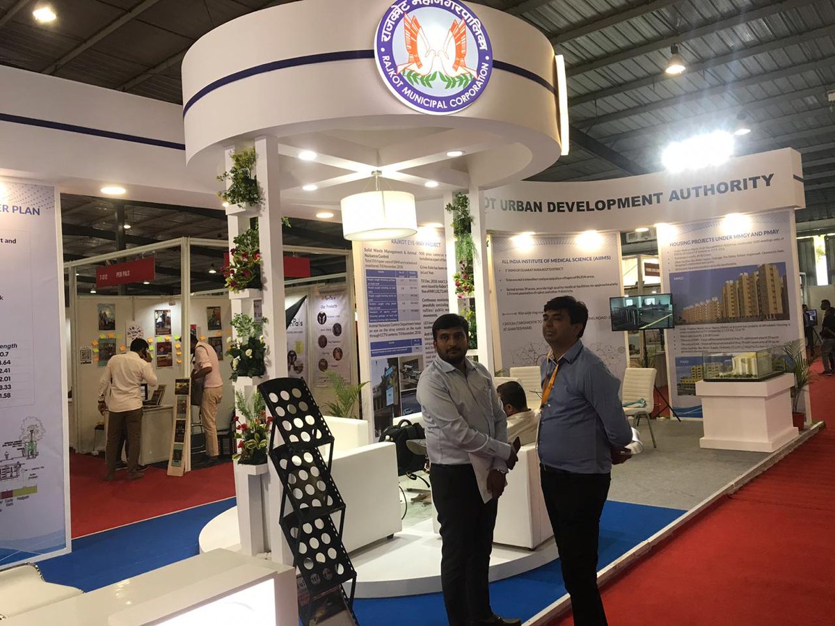 smartcityrajkot's tweet image. MoU signing at Vibrant Gujarat. #CleanRajkot #GreenRajkot #SmartRajkot #VibrantGujarat2019 #VibrantGujaratGlobalSummit