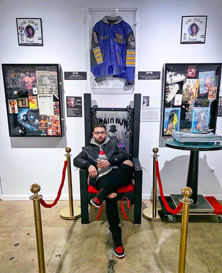 CultureHouseDC's tweet photo. The Hip-Hop Museum Pop Up Experience by @ListenVision @DJBoom_LV @therealdavemays is here!!! #OpenGallery #MLKWeekend Today through Monday 12p-6p // Full Exhibit Details @ https://t.co/ppUmHcJtro //  #BlindWhino #SWArtsClub #CultureHouseDC #SouthwestDC #202creates #HipHop https://t.co/mCQ2j5RuMY