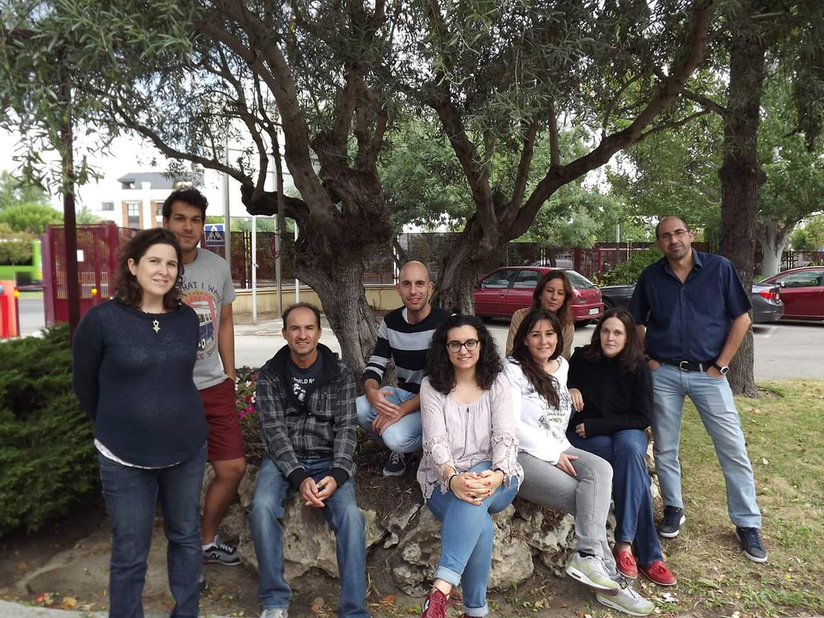 APUpablougarte's tweet photo. Entre los 25 proyectos de investigación que financia la APU, se encuentra el de Inmunoterapias en sarcomas pediátricos, que dirige el Doctor Javier García Castro en el Instituto de Salud Carlos III, en #Majadahonda #Madrid
#APU18 https://t.co/XpgCw68RKj