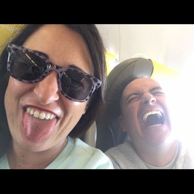 UvasconV's tweet photo. Yeah oh yeah! Destination unknown...#planefun #plainfun #plane #laughs #risas #familia #family #projects #volandovamos #lengua #tongue #upandhigh #enlasnubes #viajes #instaviajeros #expatlife #expat #spanish #latinos #myhipsdontlie https://t.co/igQAp7KxKH https://t.co/18JCscBVbN