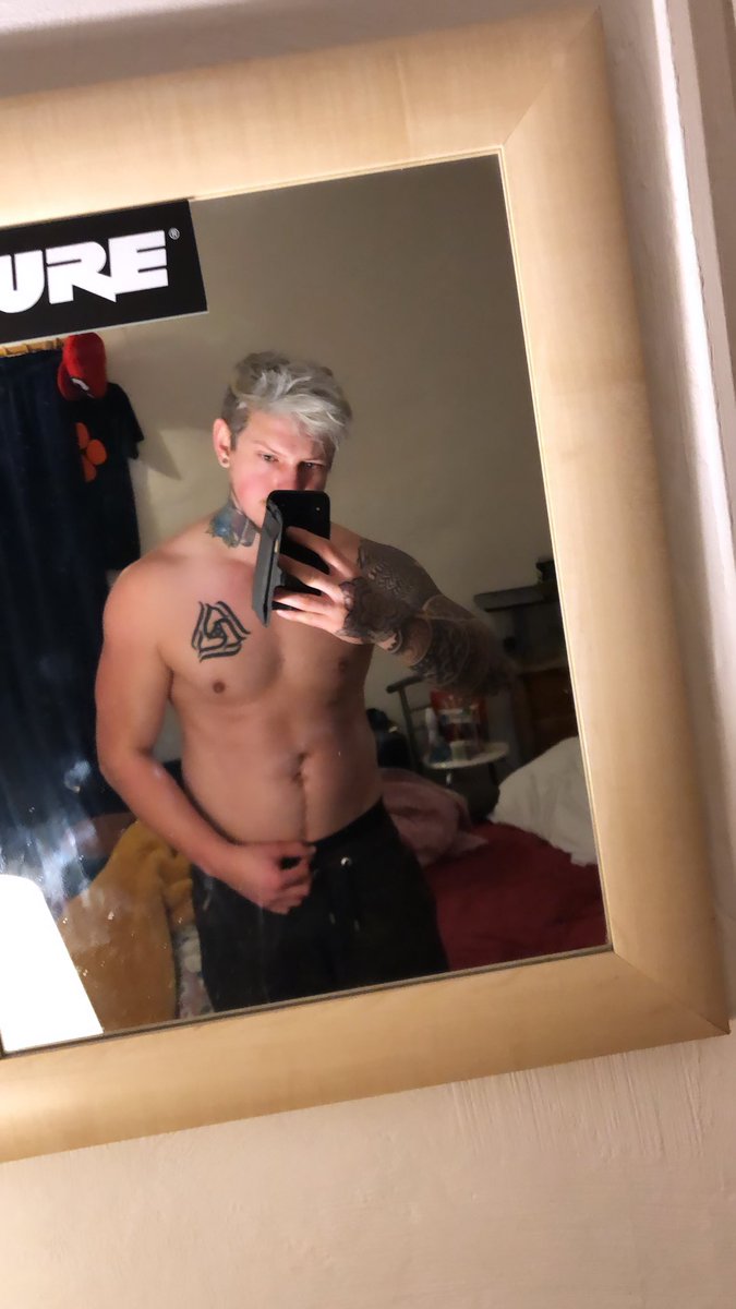 Where u at 6pack? 😫