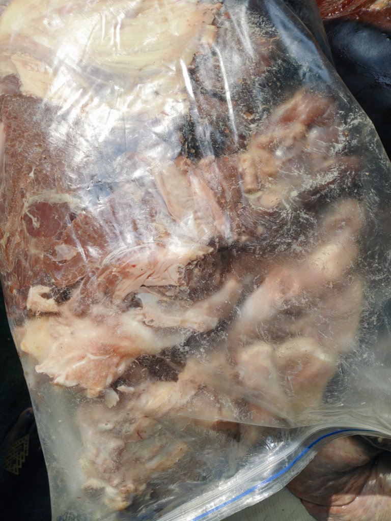 lizandbethfoods's tweet photo. Meat sharing happened live today. #deliveryweekend #EntreprUnite #OurworkNG #meatsharing #foodstuff #livestock #lizandbeth
It's almost month end. Please tell someone about us today, caterers, restaurant owners, boarding schools and hotels. Let's do the market runs for you. https://t.co/GAjTBbNnzX